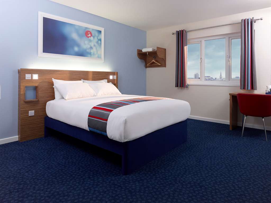 Travelodge Preston Central Habitación foto