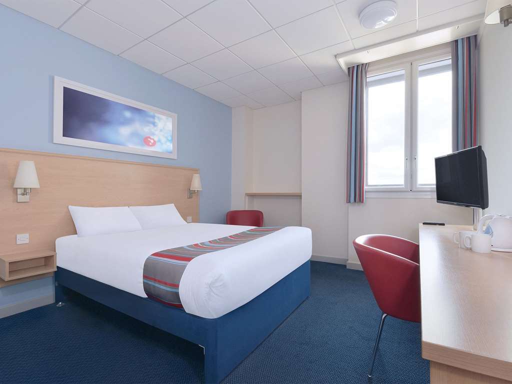 Travelodge Preston Central Habitación foto